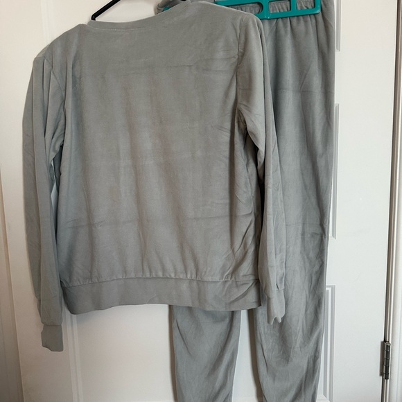 Snooze Grey Lounge Set - Picture 2 of 2